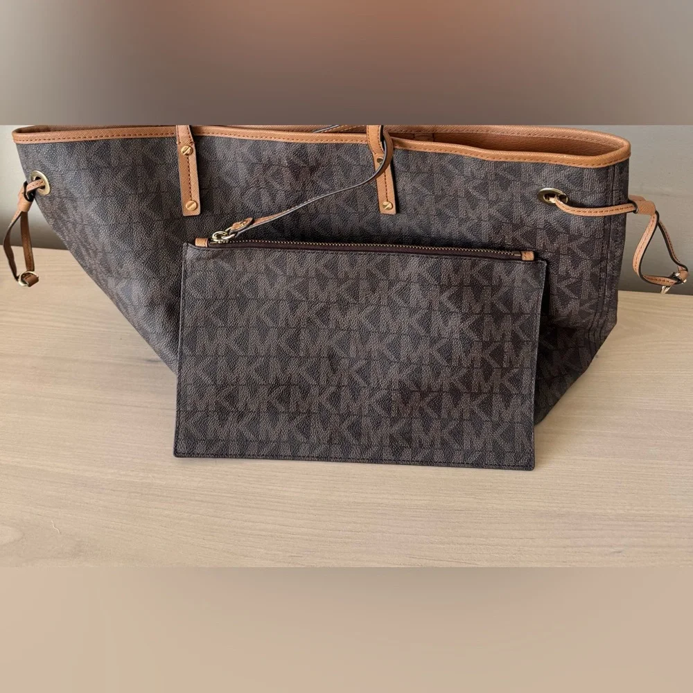 Michael Kors Large Dark Brown Signature Satchel Tote - Picture 4 of 15